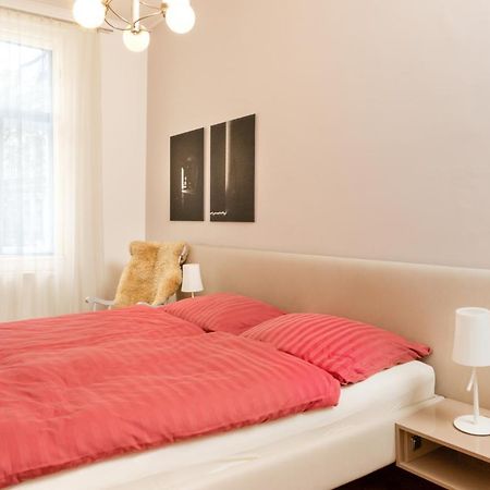 Apartments Fuchsthallergasse Vienna Exterior photo