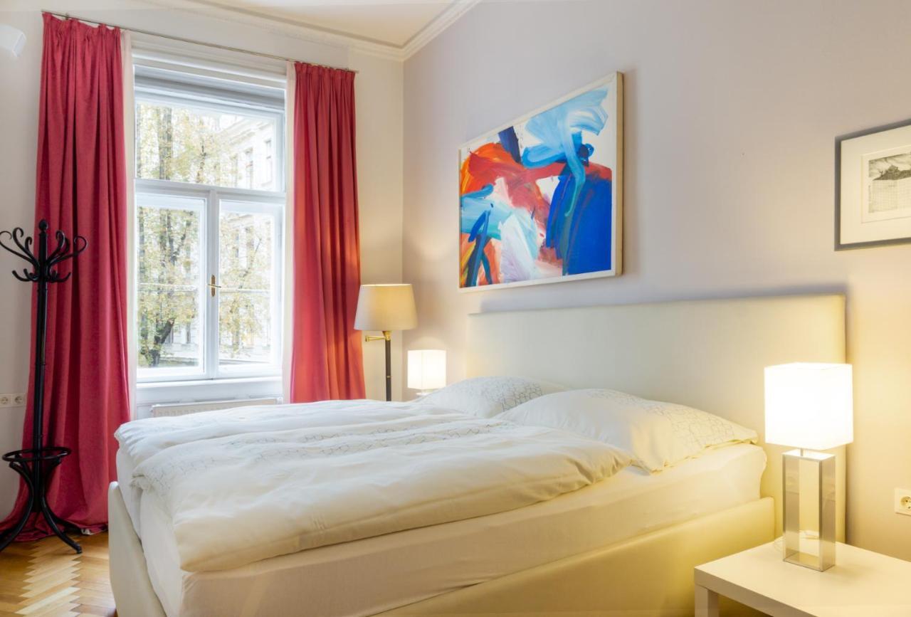 Apartments Fuchsthallergasse Vienna Exterior photo