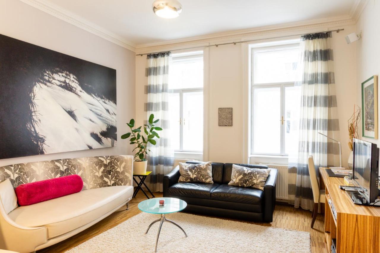 Apartments Fuchsthallergasse Vienna Exterior photo